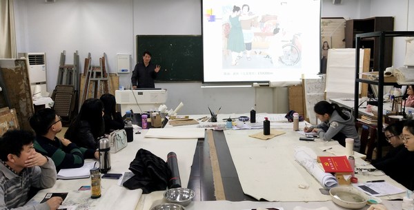 2018.12.3邹东升教授为太阳成官网研究生做学术讲座.JPG 2018.12.3邹东升教授为太阳成官网研究生做学术讲座.JPG